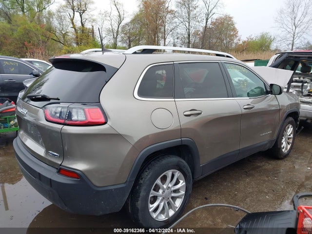 1C4PJMCB1KD405571 Jeep Cherokee Latitude 4x4