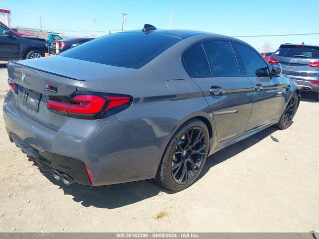WBS83CH03NCJ85983 BMW M5