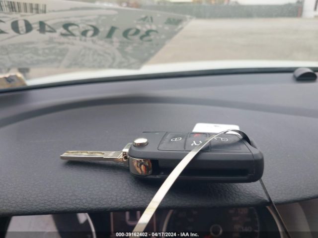 3VW917AU9FM098754 Volkswagen Golf Tsi S 2-door