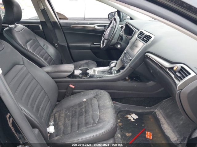 1FA6P0HDXG5110005 Ford FUSION SE