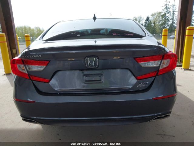 1HGCV2F98JA026133 Honda Accord Touring 2.0t