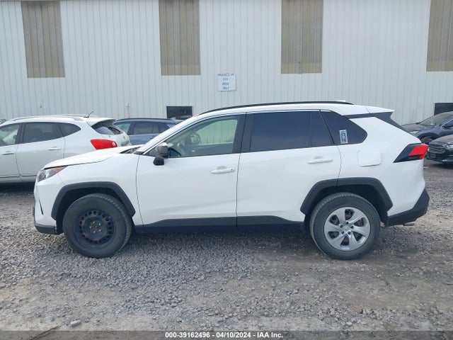 Toyota RAV4 LE 2019 JTMF1RFV8KJ021190 Image 14