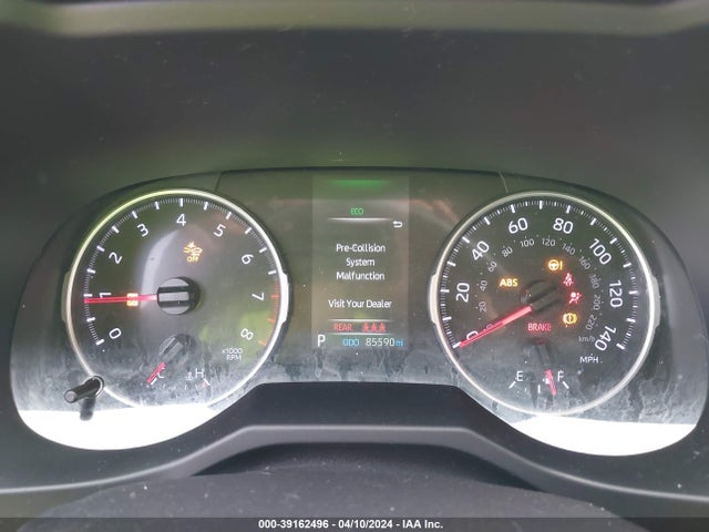 Toyota RAV4 LE 2019 JTMF1RFV8KJ021190 Image 7