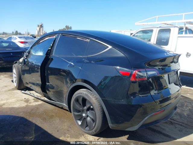 7SAYGDEEXPF958037 Tesla Model Y