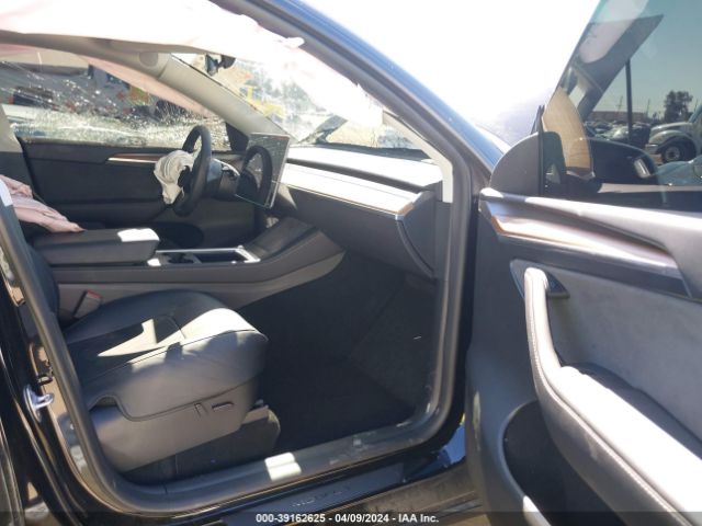 7SAYGDEEXPF958037 Tesla Model Y