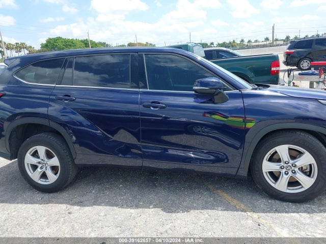 Toyota Highlander Le 2022 5TDZZRAH3NS094868 Image 14