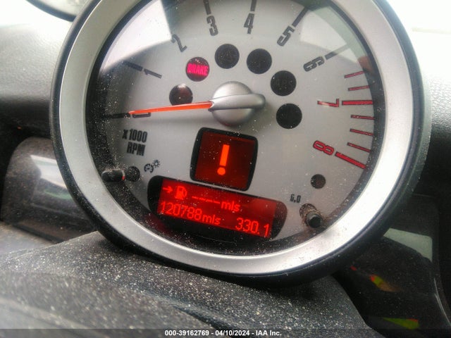 2009 MINI COOPER S WMWMF735X9TT96527 Photo 6