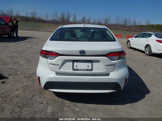 Toyota Corolla Hybrid Le 2021 JTDEAMDE0MJ019129 Image 16