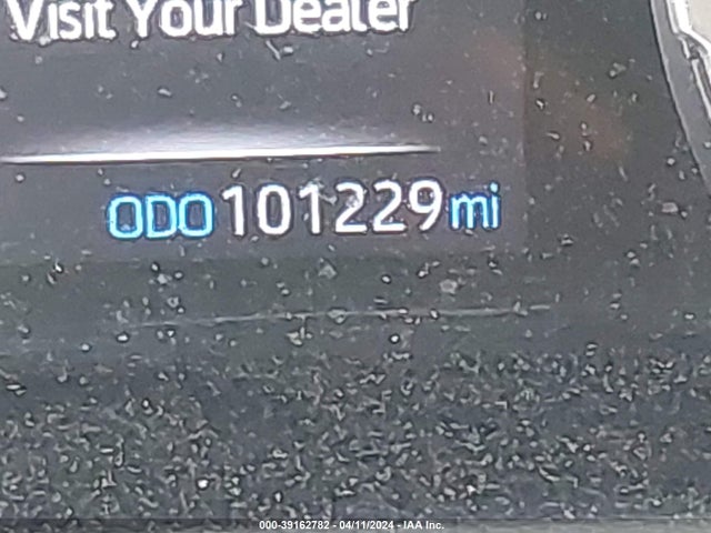 Toyota RAV4 LE 2019 2T3H1RFV4KW057338 Image 16