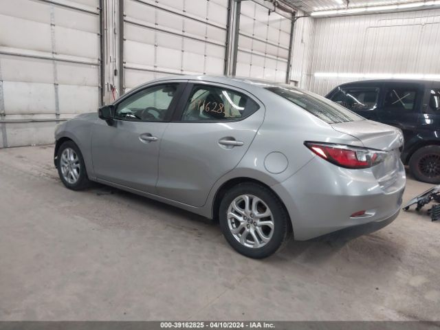 3MYDLBZV6GY109664 Scion IA