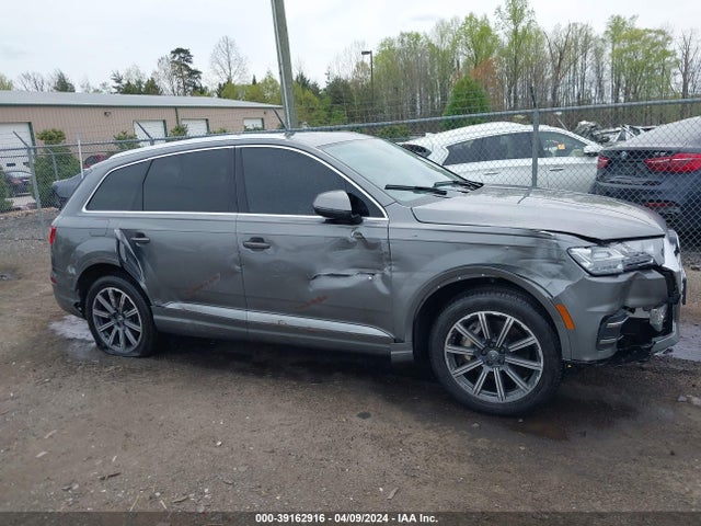 Audi Q7 3.0t Premium 2017 WA1LAAF76HD016433 Image 13