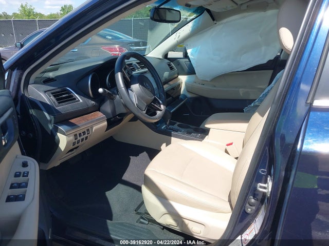 Subaru Outback 2.5i Limited 2018 4S4BSAKC1J3247121 Image 5