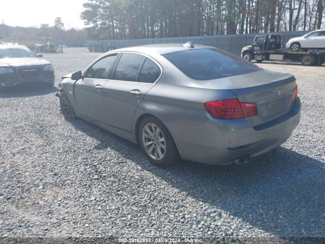 WBA5A7C53FD625235 BMW 528i Xdrive