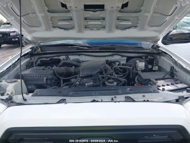 Toyota Tacoma Sr 2017 5TFRX5GN7HX080143 Image 10