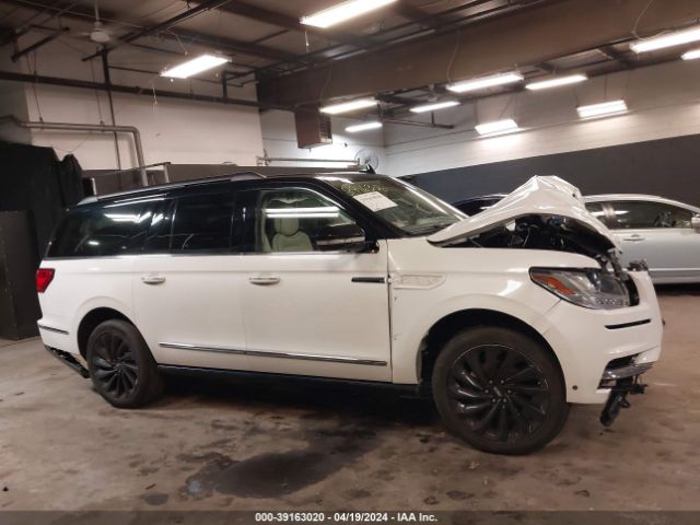 5LMJJ3TTXMEL15592 Lincoln Navigator Black Label L