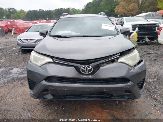 Toyota RAV4 LE 2016 JTMZFREV6GJ085641 Image 12