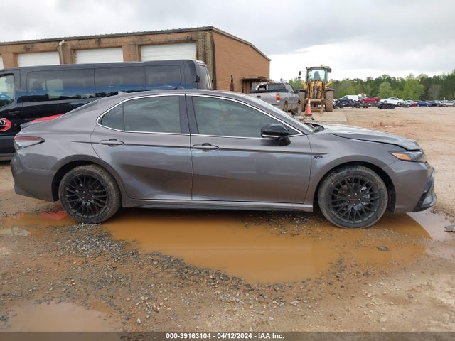4T1G11AK8RU888094 Toyota CAMRY SE