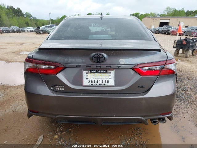 4T1G11AK8RU888094 Toyota CAMRY SE