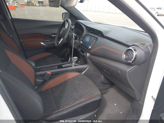 Nissan Kicks Sr Xtronic Cvt 2022 3N1CP5DV0NL501110 Image 5
