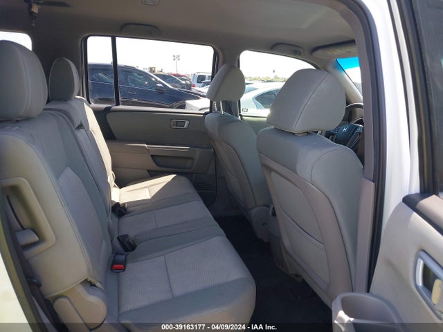Honda PILOT LX 2014 5FNYF3H23EB005842 Image 8