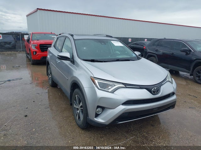 Toyota Rav4 Xle 2017 2T3WFREV0HW354822 main image