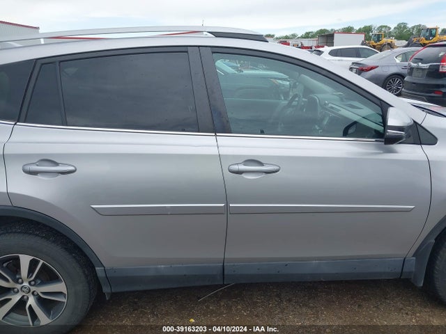 Toyota Rav4 Xle 2017 2T3WFREV0HW354822 Image 13