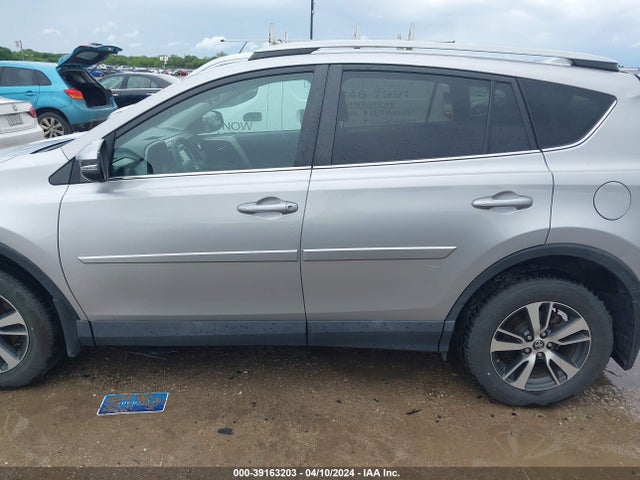 Toyota Rav4 Xle 2017 2T3WFREV0HW354822 Image 14