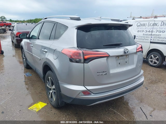 Toyota Rav4 Xle 2017 2T3WFREV0HW354822 Image 3
