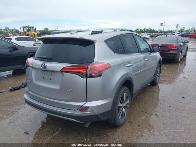 Toyota Rav4 Xle 2017 2T3WFREV0HW354822 Image 4