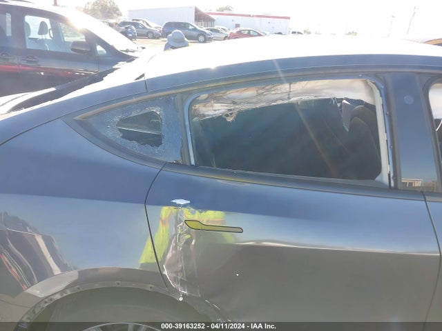 5YJYGAEE9MF159857 Tesla Model Y Long Range Dual Motor All-wheel Drive