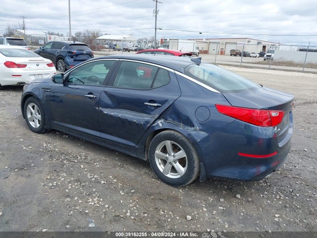 KIA Optima Lx 2015 KNAGM4A77F5602067 Image 3
