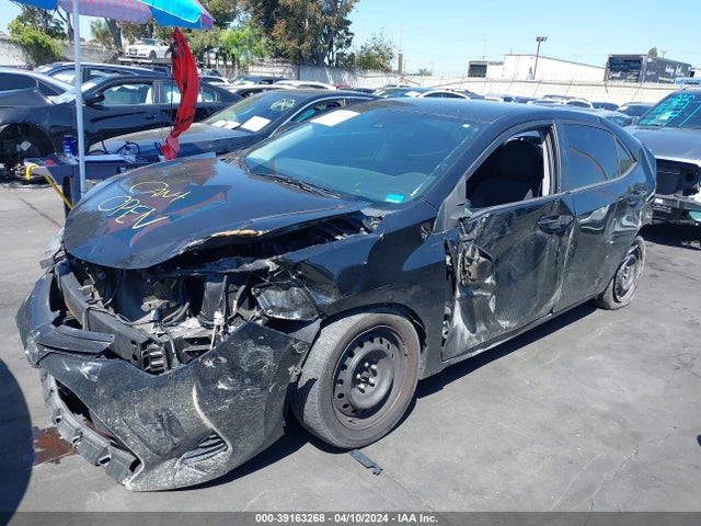 Toyota COROLLA LE 2017 5YFBURHE1HP733046 Image 2