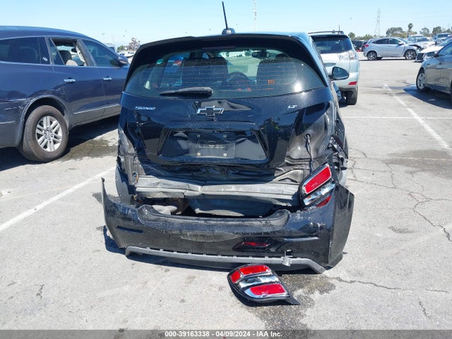 Chevrolet Sonic Lt Auto 2018 1G1JD6SG7J4128437 Image 16