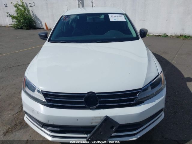 3VWD07AJ5FM265839 Volkswagen Jetta 1.8t Se