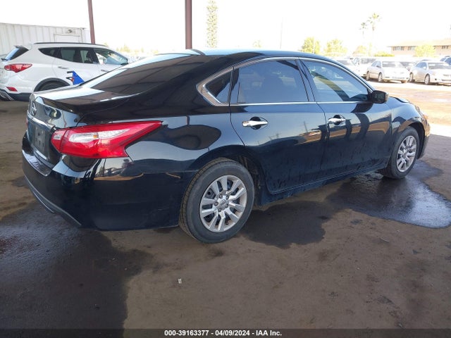 Nissan Altima 2.5 S 2017 1N4AL3AP3HN349487 Image 4