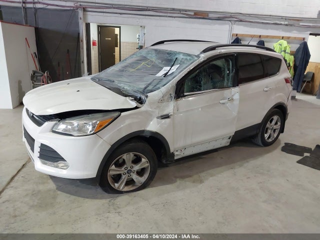 Ford ESCAPE SE 2016 1FMCU9GX6GUB64800 Image 2