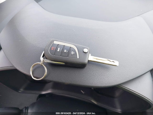 Toyota COROLLA LE 2021 JTDEPMAE8MJ180556 Image 11