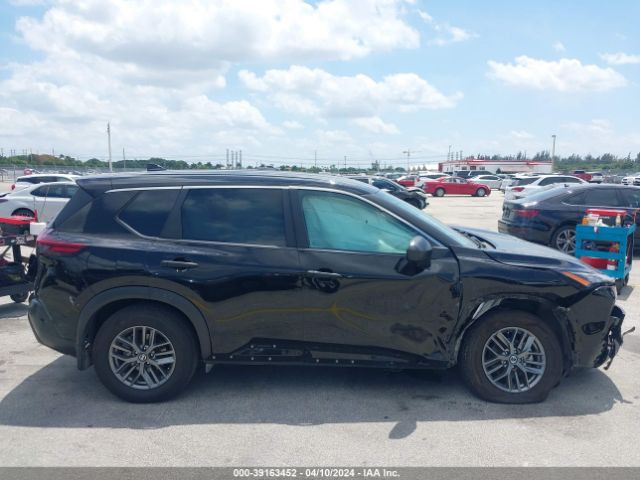 5N1AT3AA9MC808948 Nissan Rogue S Fwd