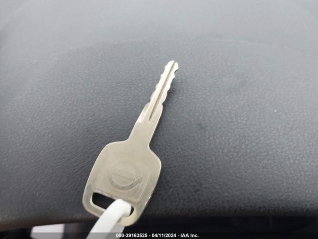 3N1CN7AP7FL835868 Nissan Versa 1.6 S+