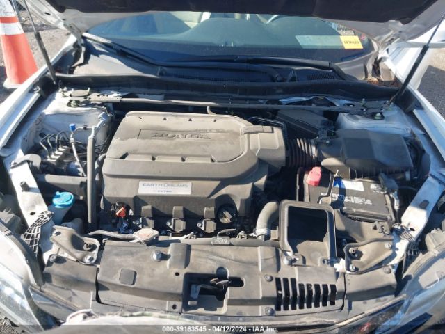 1HGCT2B06HA001755 Honda Accord Touring V6