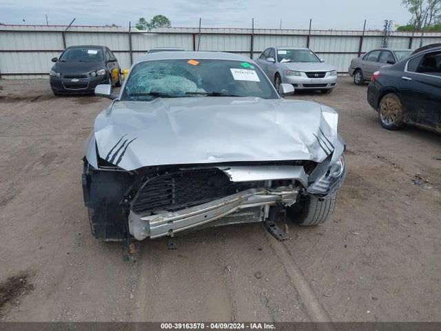 Ford Mustang V6 2017 1FA6P8AM2H5239253 Image 12