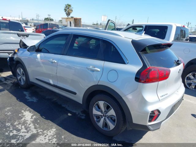KNDCB3LC2L5435205 KIA NIRO LX