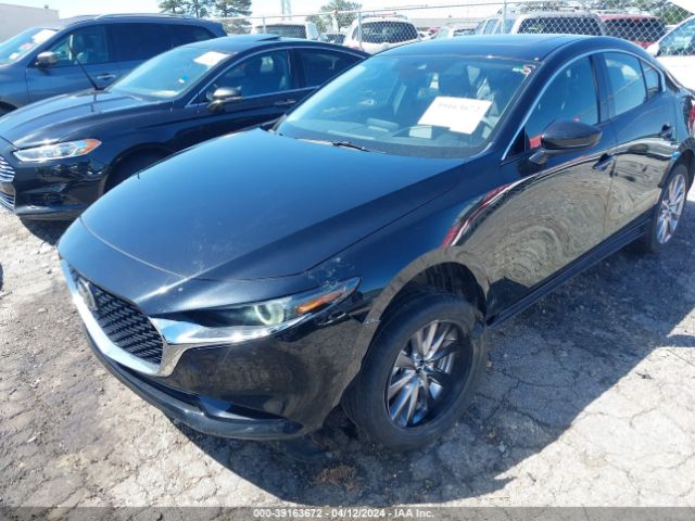 3MZBPAEM0KM100490 Mazda Mazda3 Premium Package