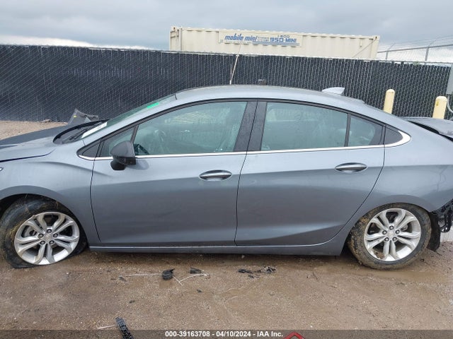 Chevrolet CRUZE LT 2019 1G1BE5SM5K7139213 Image 15