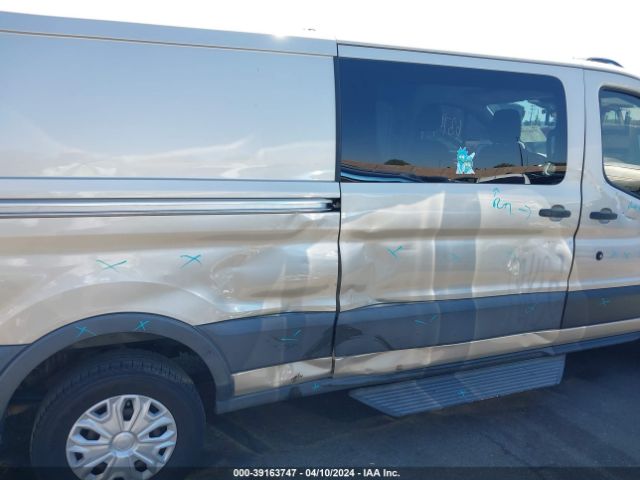 1FTYR2YG6HKA14524 Ford Transit-250
