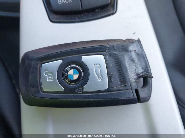 BMW 320i 2015 WBA3B1C5XFK138398 Image 11