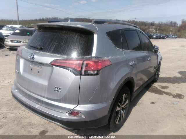 Toyota Rav4 Xle 2017 2T3RFREV3HW682281 Image 4