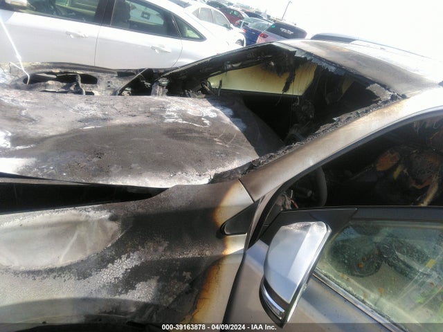 Toyota Rav4 Xle 2017 2T3RFREV3HW682281 Image 6