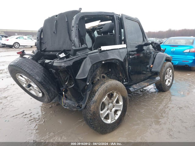 1C4GJXAN0JW188970 Jeep Wrangler Sport S 4x4