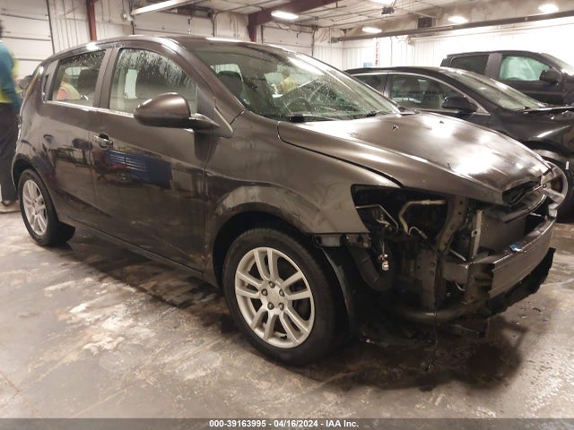 Chevrolet Sonic Lt Auto 2014 1G1JC6SB4E4166270 головне зображення